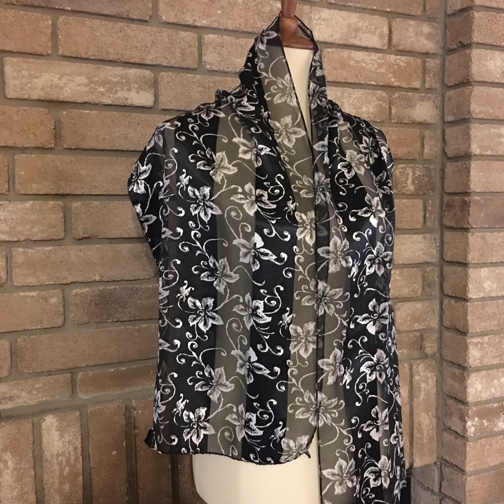 Scarf Black With White Flowers